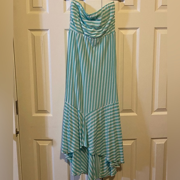 Strapless dress - Picture 1 of 3